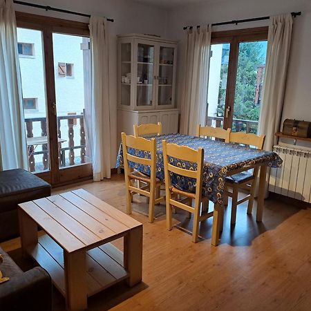 Casa Bihotz - Bonito Y Centrico Apartamento Con Garaje En Sallent Сальент-де-Гальего Экстерьер фото